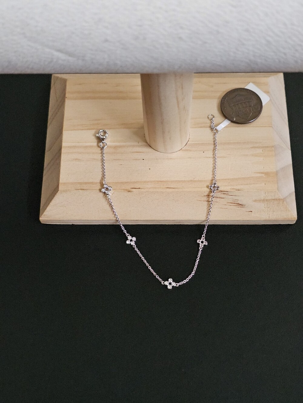 14k White Gold Diamond Bracelet 7 Inch